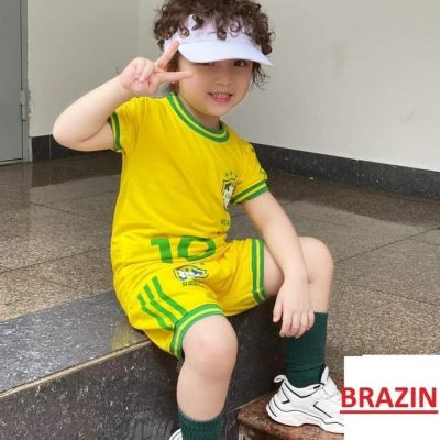 Mẫu áo bóng đá Brazil màu vàng cho trẻ em đẹp