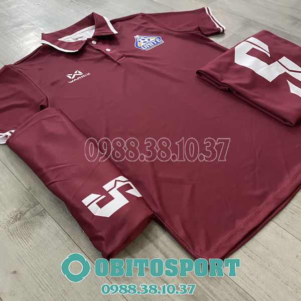 Mẫu áo đấu tự thiết kế màu đỏ đô đẹp
