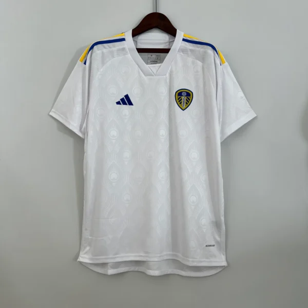 Mẫu áo clb Leeds sân nhà 23/24